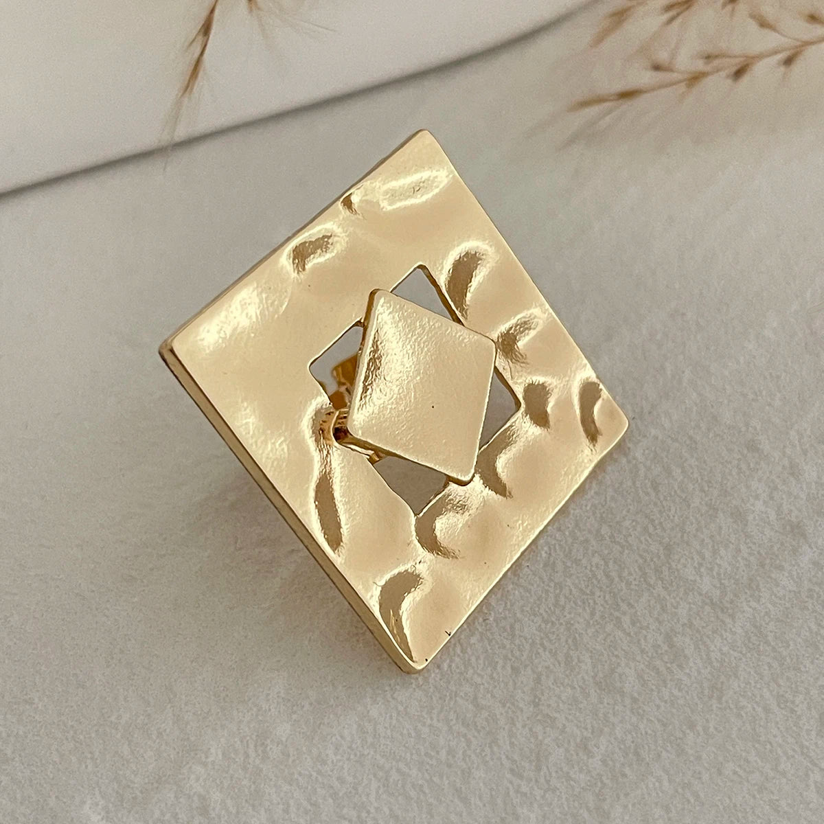 Ingemark 20 Styles Boho Unique Gold Color Petal Flower Rings for Women Punk Geometric Adjustable Rings Couple New Year Jewelry