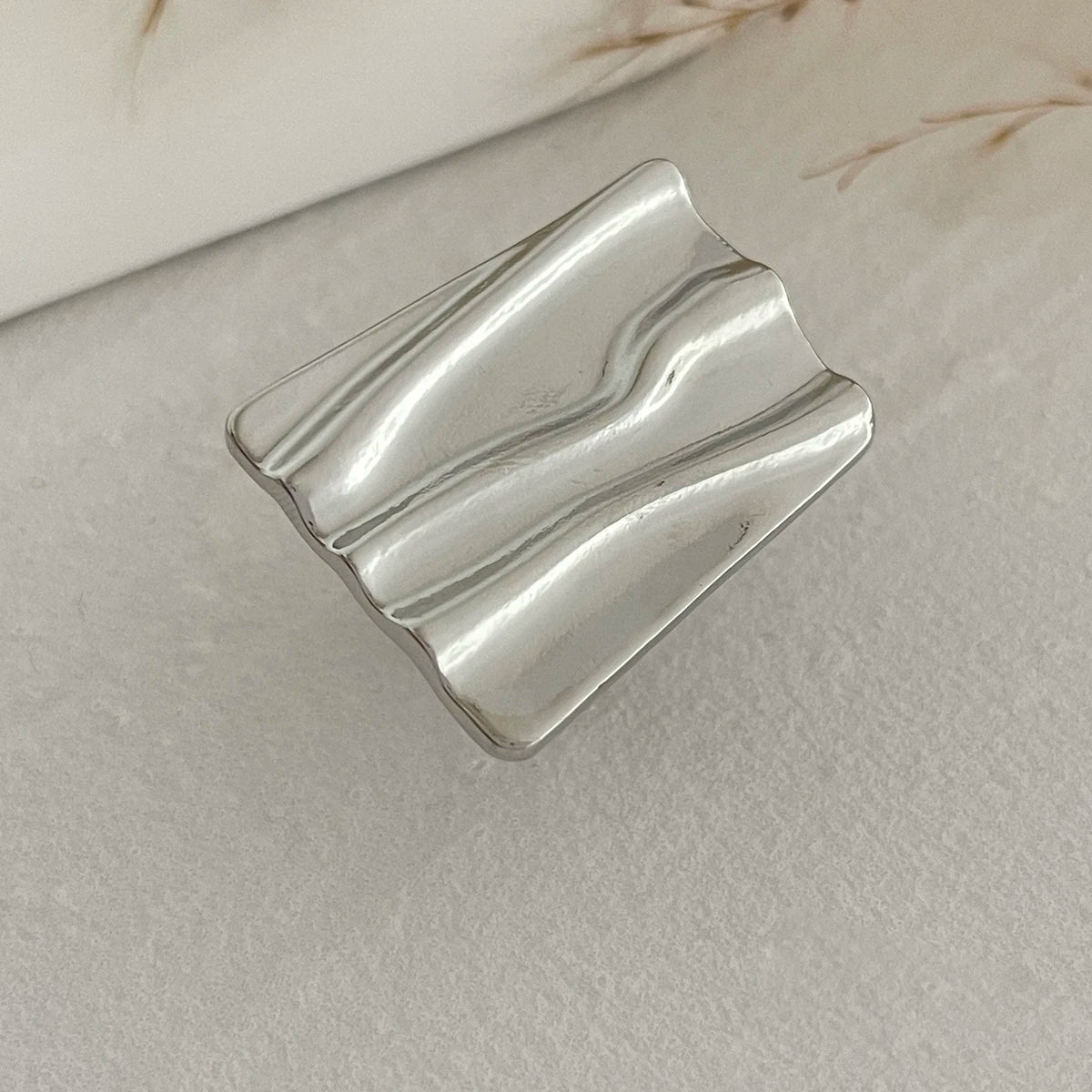 Ingemark 20 Styles Boho Unique Gold Color Petal Flower Rings for Women Punk Geometric Adjustable Rings Couple New Year Jewelry