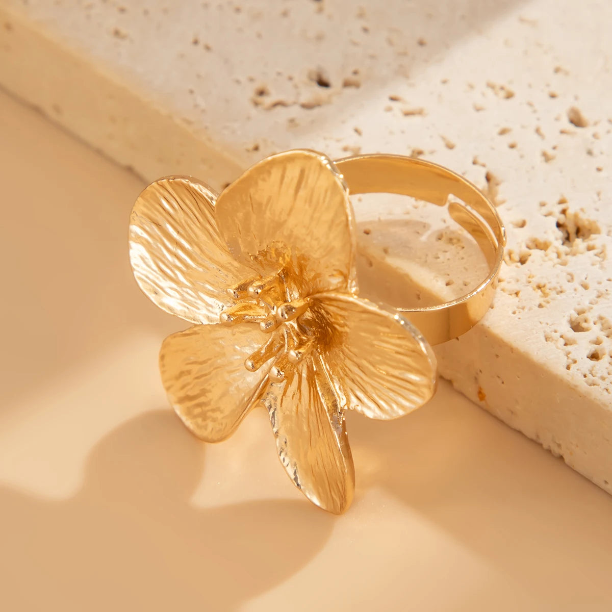Ingemark 20 Styles Boho Unique Gold Color Petal Flower Rings for Women Punk Geometric Adjustable Rings Couple New Year Jewelry