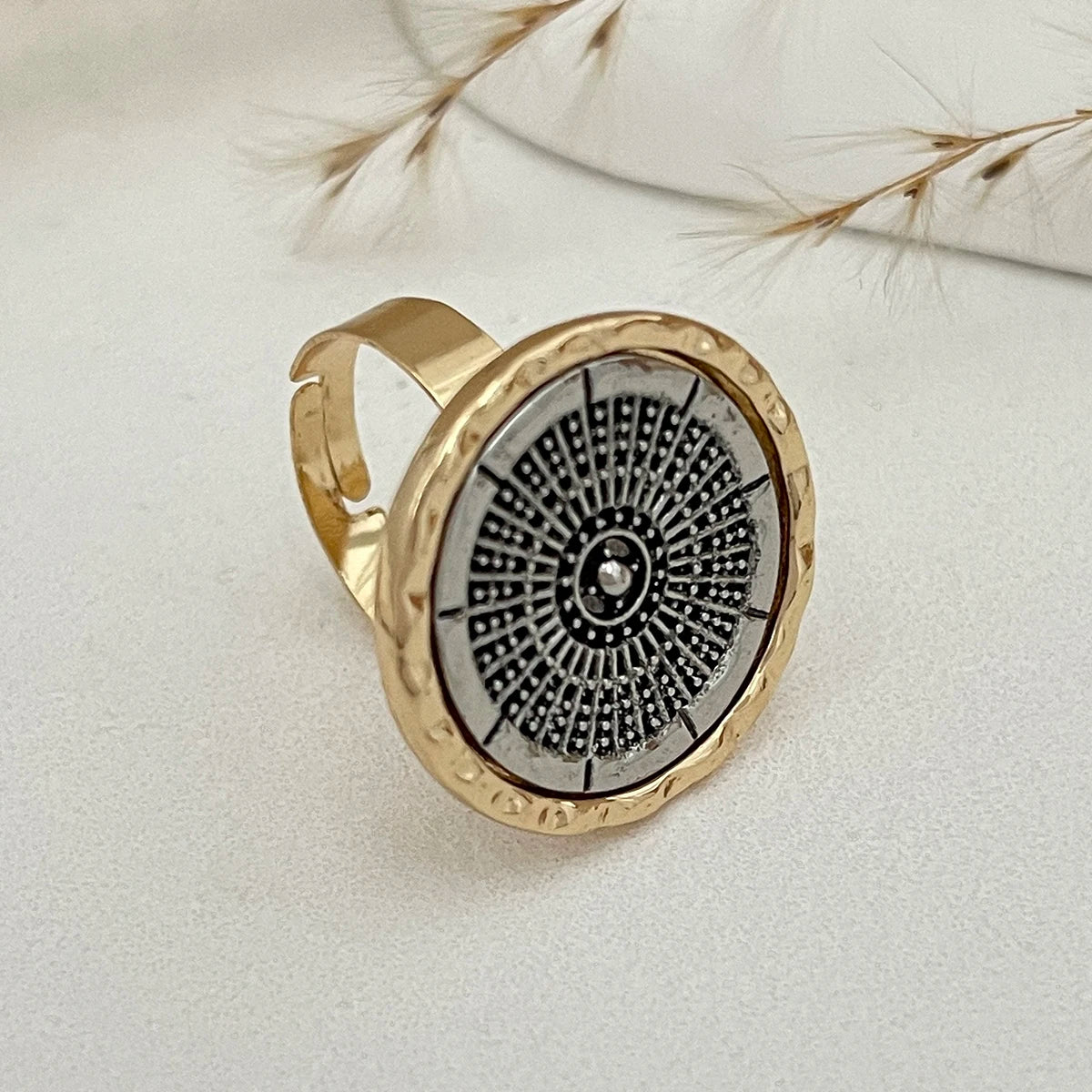 Ingemark 20 Styles Boho Unique Gold Color Petal Flower Rings for Women Punk Geometric Adjustable Rings Couple New Year Jewelry