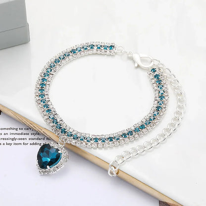 Luxury Diamond Pet Collar Cat Necklace Cute Love Pendant Dog Cat Collar Pet Accessories for Puppies Bling Crystal Kitty Necklace