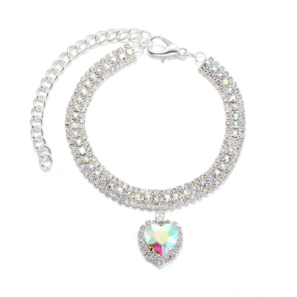 Luxury Diamond Pet Collar Cat Necklace Cute Love Pendant Dog Cat Collar Pet Accessories for Puppies Bling Crystal Kitty Necklace